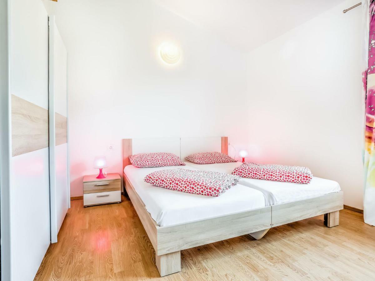 Apartment Ulika-2 By Interhome Tar-Vabriga Dış mekan fotoğraf