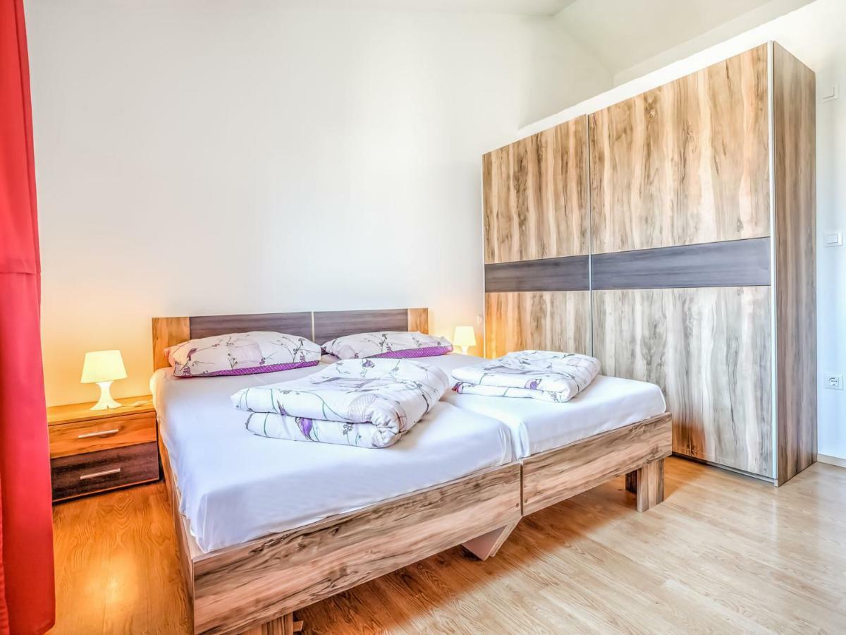 Apartment Ulika-2 By Interhome Tar-Vabriga Dış mekan fotoğraf